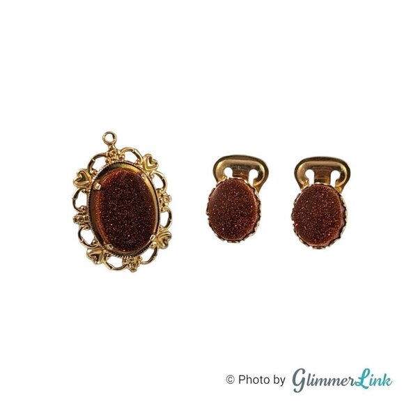 Vintage Mid-Century Goldstone Gold Tone Clip On Earrings and Pendant Jewelry Set - Picture 3 of 13
